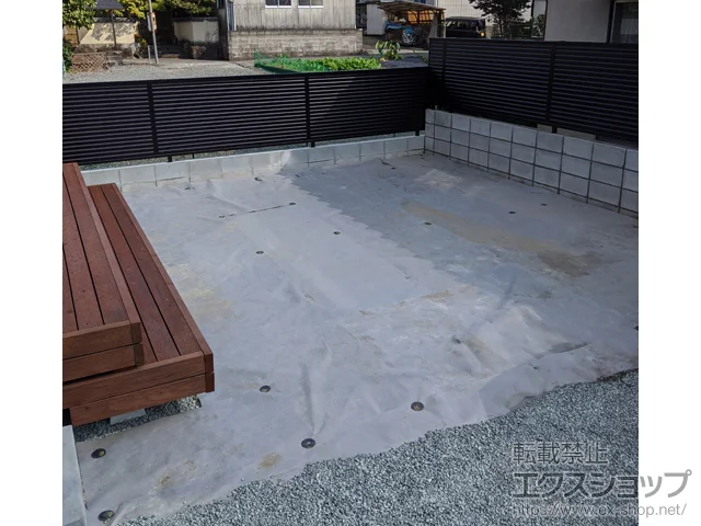 熊本県茅ヶ崎市のYKKAPのフェンス・柵 ミエーネフェンス 目隠しルーバータイプ 自由柱施工 施工例