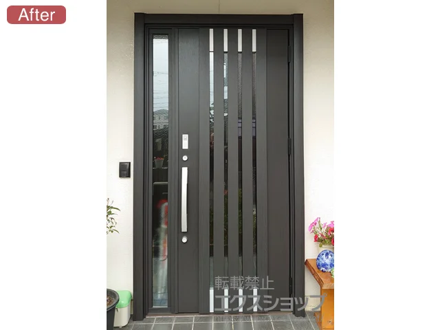 熊本県上尾市のLIXIL リクシル（トステム）の玄関ドア リシェント玄関ドア3 断熱K4仕様 片袖仕様(ランマ無)R M27型 ※タッチキー仕様(リモコンタイプ) 施工例