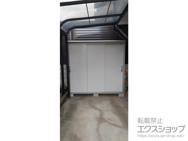 大阪府守口市のの物置・屋外倉庫 エスモ 一般型 2100×650×1959 ESE-2106A-PW 施工例