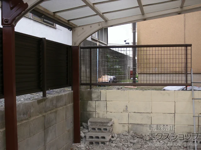 福岡県浜松市北区のYKKAPのフェンス・柵 シンプレオフェンスM2型 縦井桁メッシュ 自由柱施工 施工例