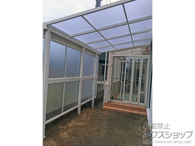滋賀県東近江市のYKKAPテラス屋根施工例(ソラリア F型 テラスタイプ