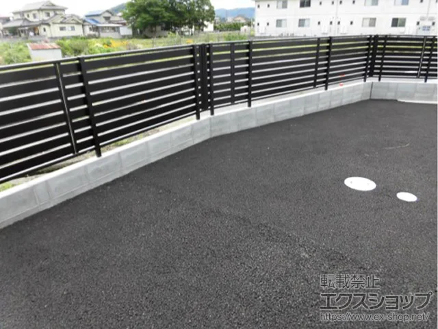 広島県福山市のValue Selectのフェンス・柵 モクアルフェンス 横板タイプ 自由柱施工 施工例