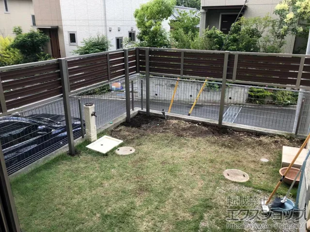 東京都岩国市のLIXIL リクシル(TOEX)のフェンス・柵 フェンスAB YS3型 横スリット3 2段支柱（パネル1段） 施工例