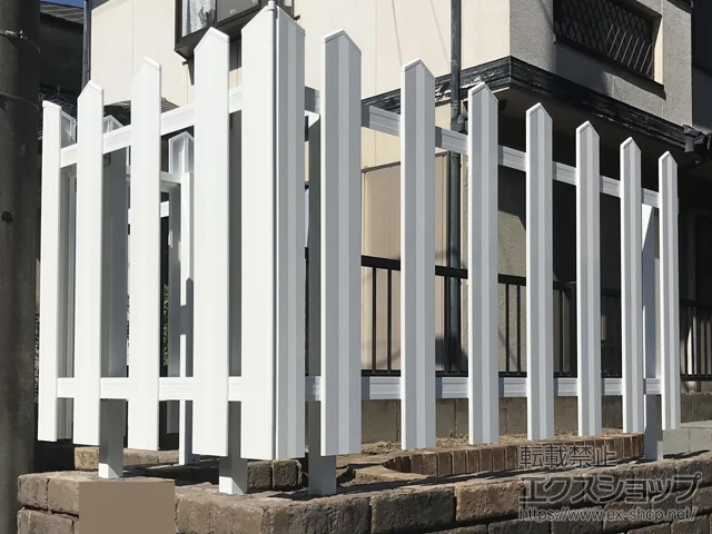 鹿児島県鹿児島市の三協アルミのフェンス・柵 ララミー 1型 フリー支柱タイプ 施工例