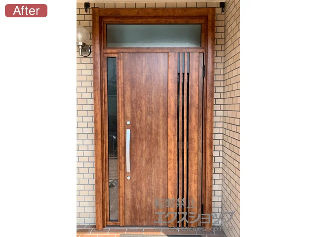 奈良県神戸市のLIXIL リクシル（トステム）の玄関ドア リシェント玄関ドア3 断熱K4仕様 片袖仕様(ランマ付)R M83型 ※手動仕様 施工例
