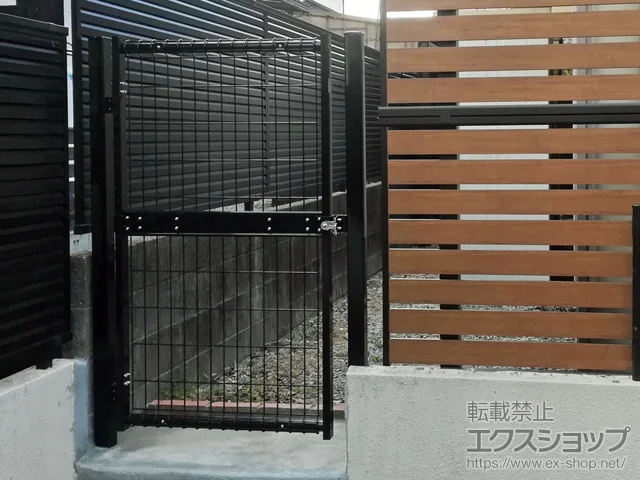 宮崎県いすみ市のLIXIL リクシル(TOEX)のフェンス・柵・塀 【特注】ハイグリッド門扉N8型 片開き 柱使用 施工例