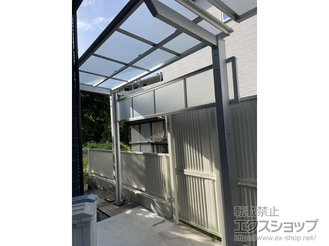 大阪府つくば市のLIXIL リクシル（トステム）のテラス屋根 フーゴF 独立テラスタイプ 単体 積雪〜20cm対応 施工例