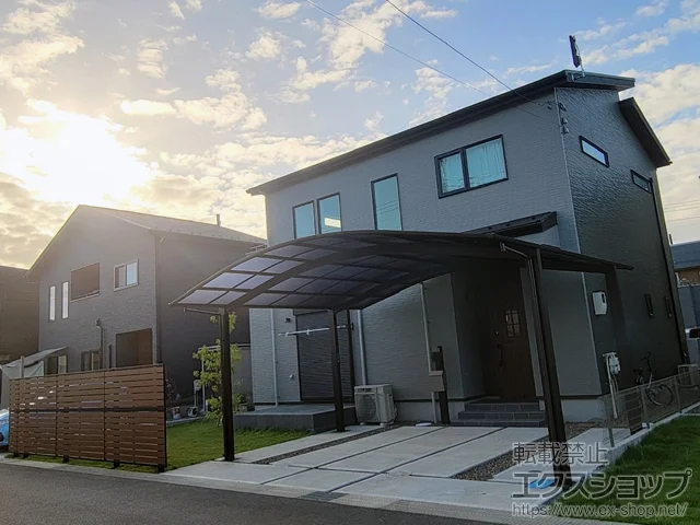 茨城県久留米市のYKKAPのカーポート アリュース 600タイプ 2台用 積雪〜20cm対応 施工例