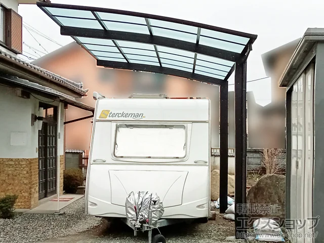 静岡県木津川市のValue Selectのカーポート アリュース 600タイプ 1台用 積雪〜20cm対応 施工例